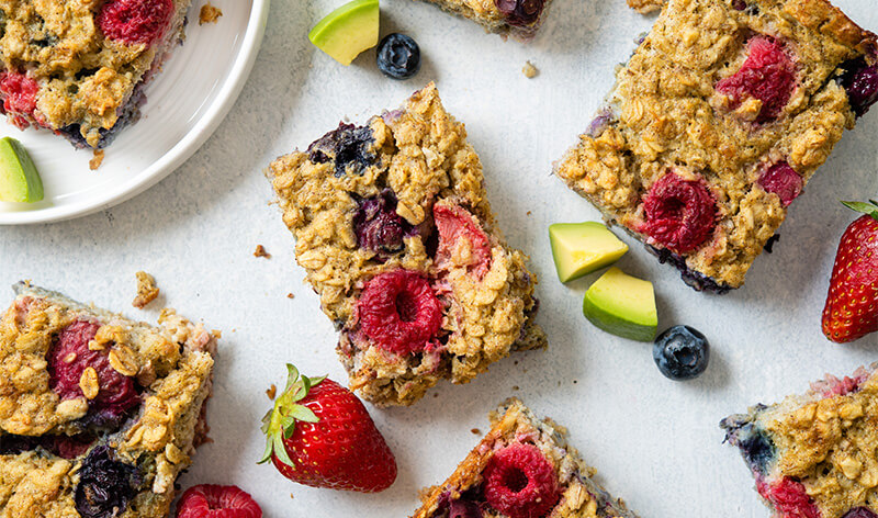 Berry Avocado Baked Oats