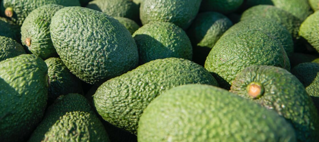 whole avocados Wait to cut your avocado until the rest of your salad is ready